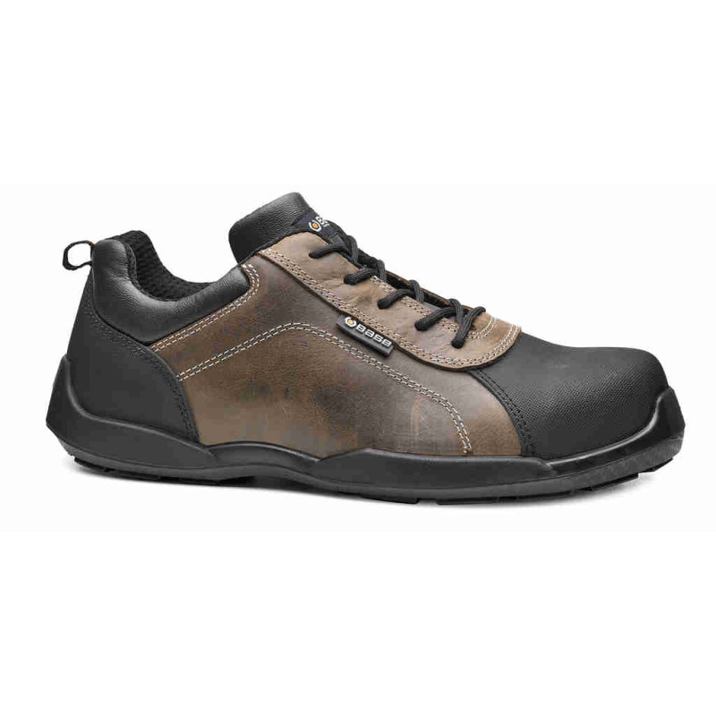 Chaussure de sécurité S3 SRC BASE PROTECTION - RAFTING. Vu de face