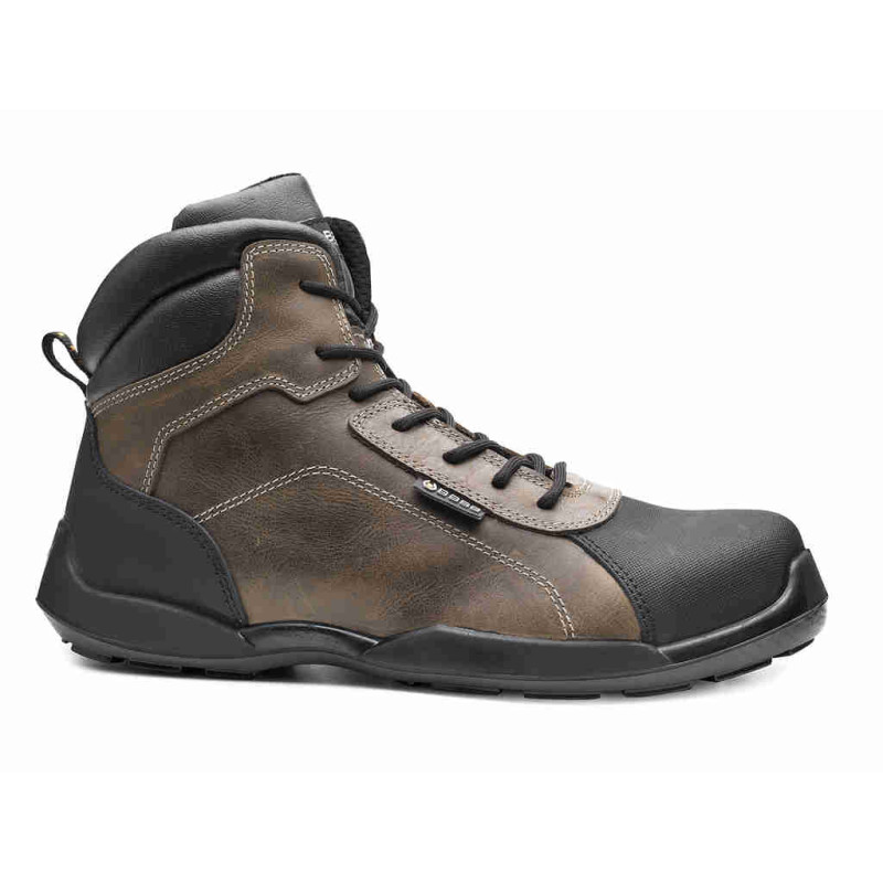 Chaussures de sécurité hautes S3 SRC BASE PROTECTION - RAFTING TOP. Vu de face