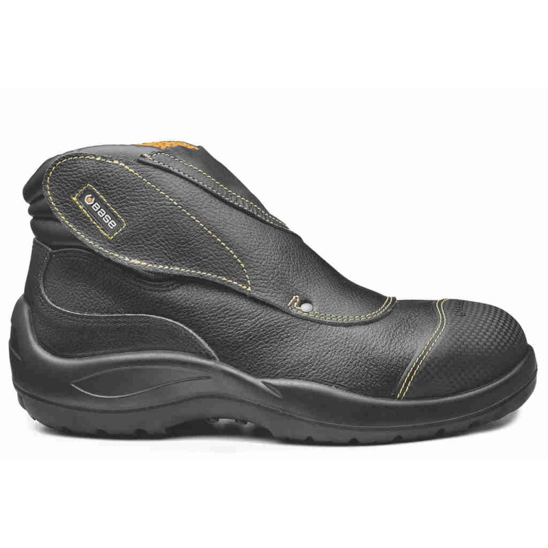 Chaussure de soudeur S3 HRO SRC BASE PROTECTION - WELDER. Vu de face