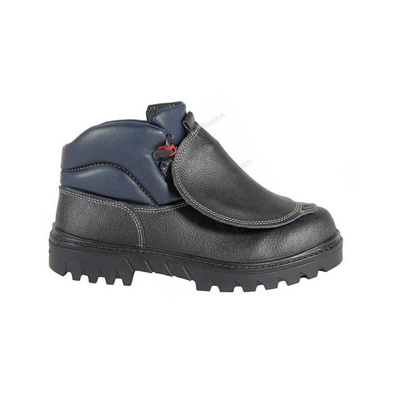 Chaussure de sécurité haute S3 SRC HI HRO COFRA PROTECTOR. Vu de côté